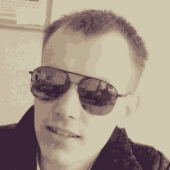 Владислав Емельянов